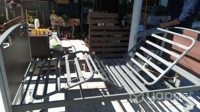 Cama clínica eléctrica con control remoto