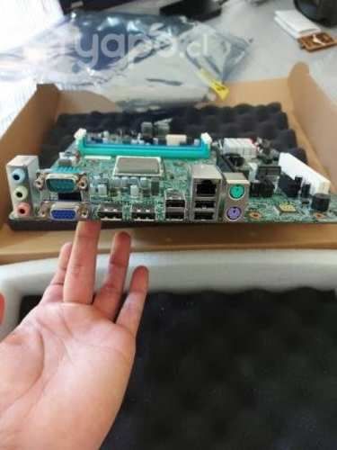 Procesador Amd Ryzen 3 Pro 2200g Placa Madre Lenov