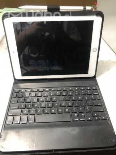 IPad 6ta generación 128gb+accesorios