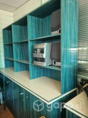 Estantería de madera para oficina