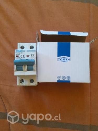 Automatico DC 25A , 1000vdc