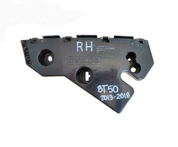 Mensula Delantera Derecha Mazda BT