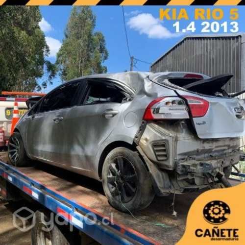 Comando luces Kia Rio 5 1.4 2013