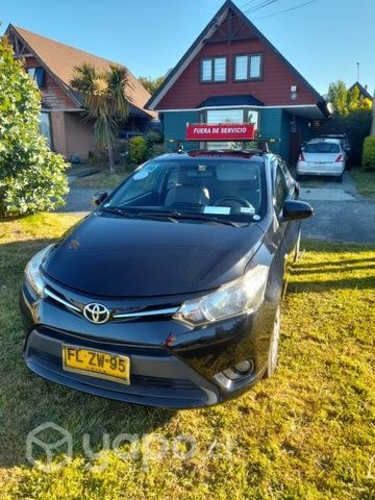 Colectivo toyota yaris 2015
