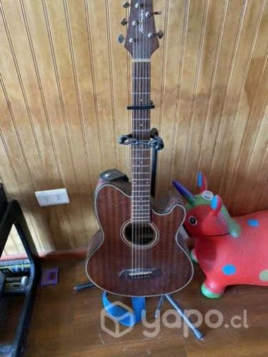 Guitarra talmam Ibáñez electroacústica