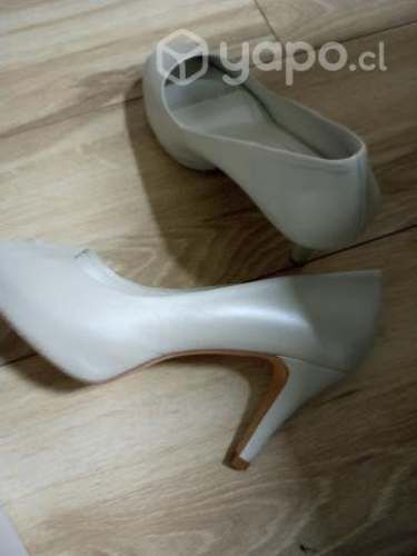 Zapatos novia nro 37-38 marca Española