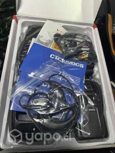 Equipos Uhf portátil con led completas Baofeng