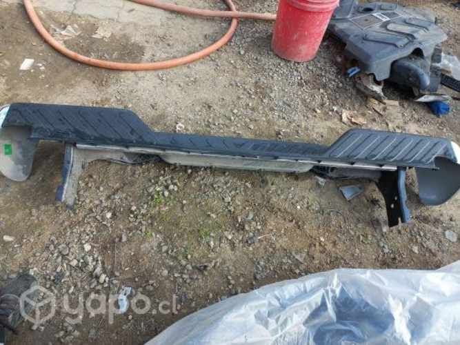 Parachoque Trasero Nissan Navara NUEVO ORIGINAL