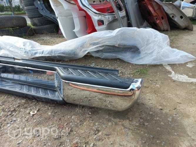 Parachoque Trasero Nissan Navara NUEVO ORIGINAL