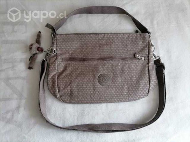 Bolso kipling grande color morado