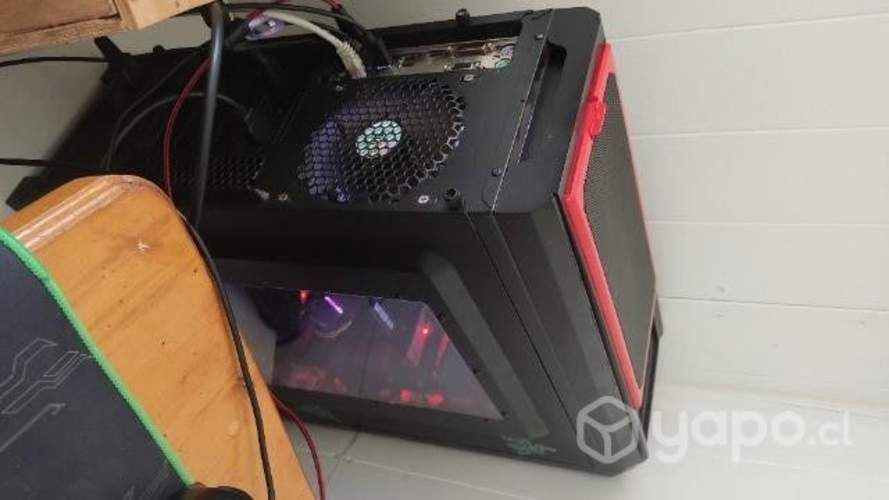 PC Gamer ryzen 5 6650 xt