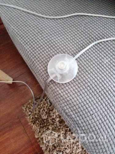 Lámpara de pie trípode