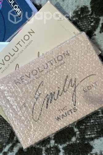 Paleta de sombras nueva