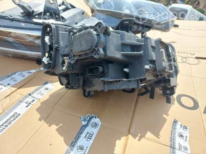 Optico Izquierdo AUDI Q2 ORIGINAL