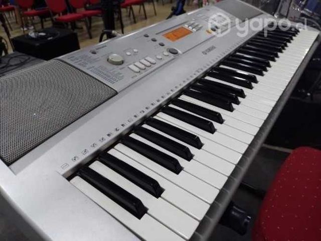 Teclado Yamaha E303