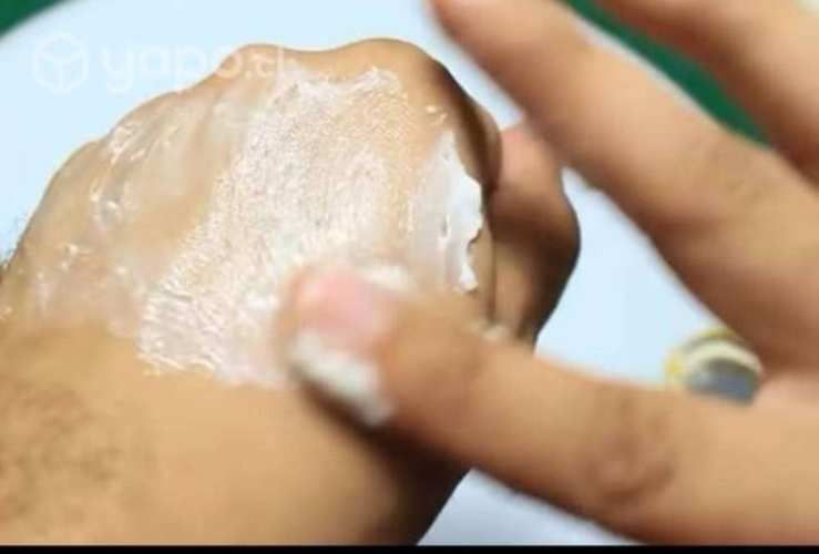 Aceites esencial medicinal y cremas facial