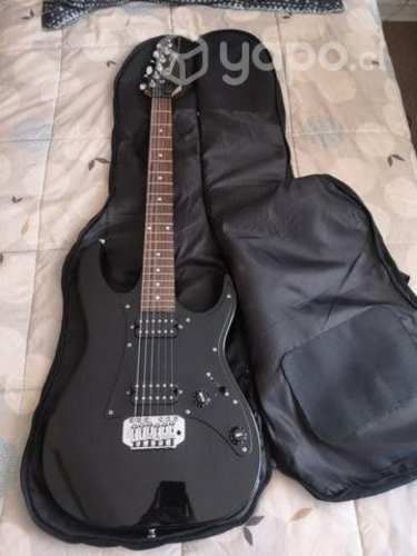 Guitarra eléctrica gio ibanez con amplificador