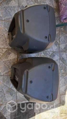 Parlante Titan 15 Con Atriles