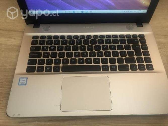 Laptop Asus Usada (Es lenta)
