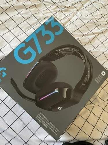 Audífonos Logitech G733
