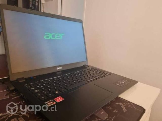 Computador Acer Ryzen 3, 1 y medio de uso