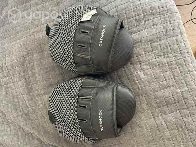 Guantes foco Outshock muy poco uso