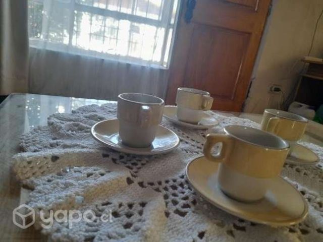 Set tazas antiguas con plato