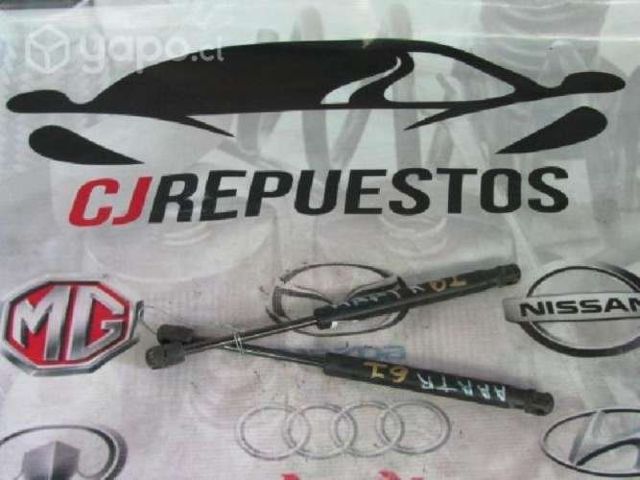 Bombin de capot mitsubishi lancer rs 2011