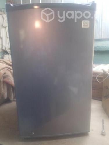 Refrigerador mediano