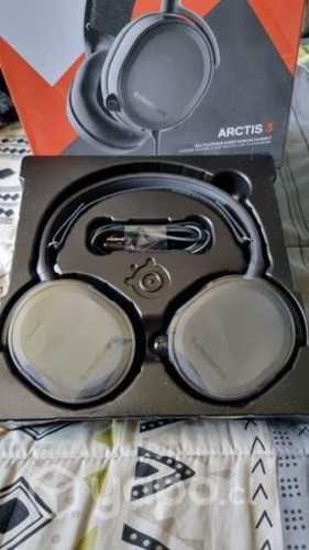 Audifonos gamer Steelseries Artics 3