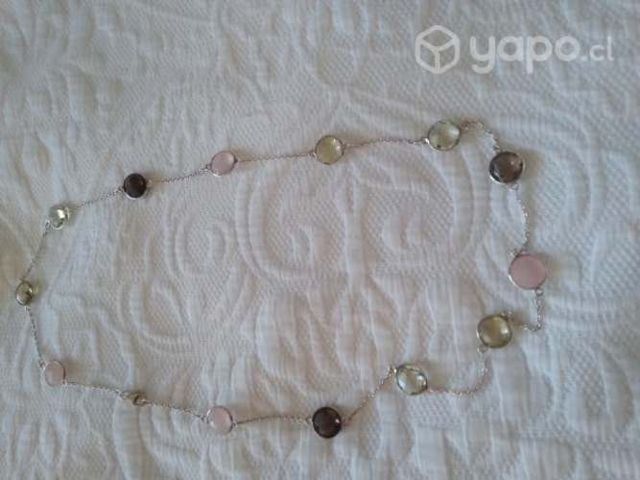 Collar de plata y piedras naturales