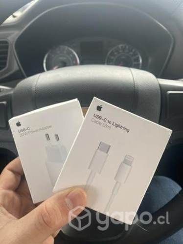Oferta cable y adaptador carga rápido iPhone