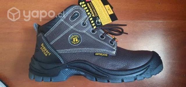 Zapato de seguridad anticlavo