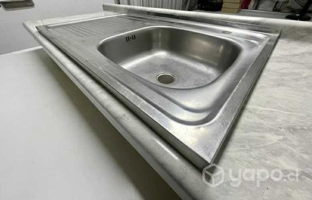 Lavaplatos con superficie madera