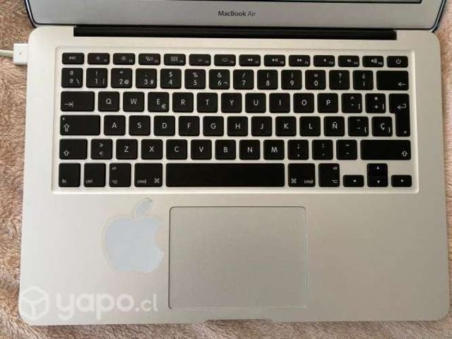 MacBook Air7,2