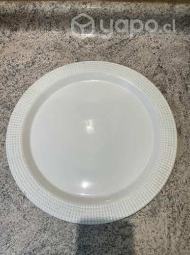 Plato tortero y fuente con tapa