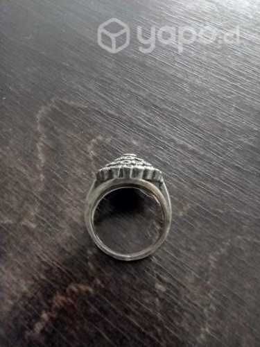Lindo anillo vintage