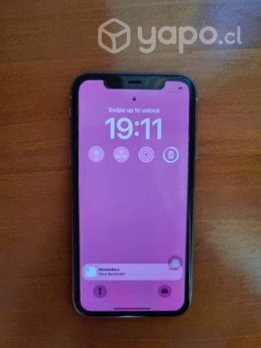 IPhone 11 64 GB morado