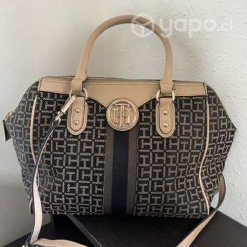 Cartera Tommy Hilfiger original usada