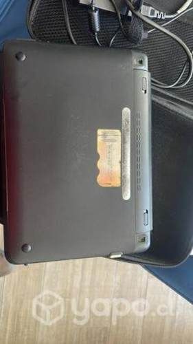 Mini laptop HP 100% operativa y funcional a toda