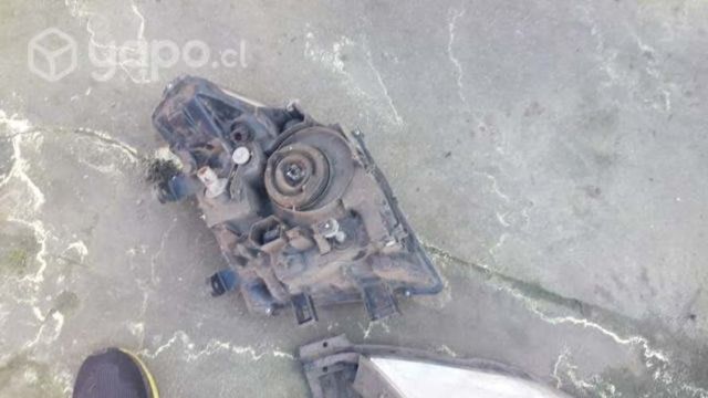 Optico derecho original Nissan navara 2013