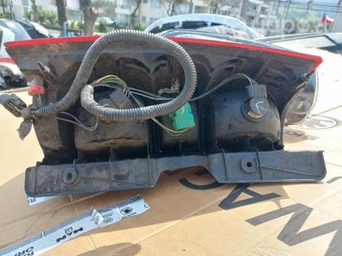 Foco trasero derecho Chevrolet TAHOE ORIGINAL