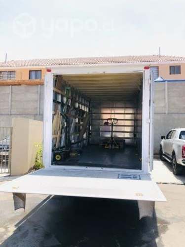 Camión Hino 817 2021 impecable 5.000 kg