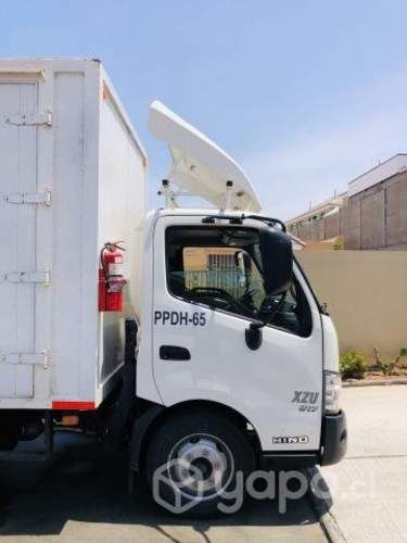 Camión Hino 817 2021 impecable 5.000 kg