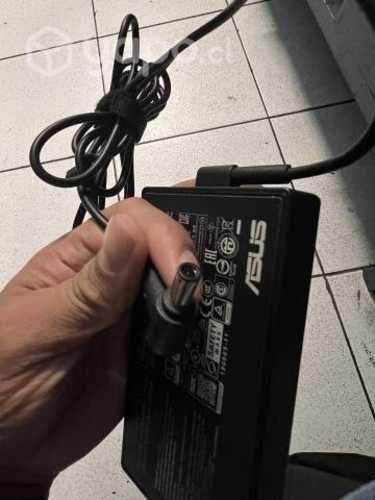 Cargador de notebook Asus