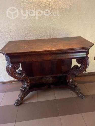 Arrimo antiguo en madera nativa, impecable