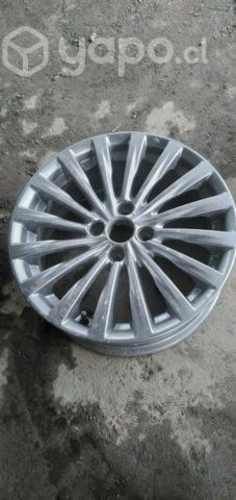 Llanta Suzuki baleno