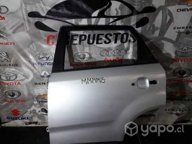 Puerta trasera izquierda lata kia sorento 2014