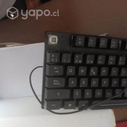 Teclado y mause audifonos gamer