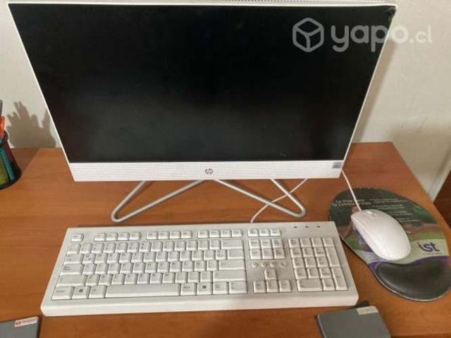 PC All in one HP i5-10210U/8RAM (pantalla dañada)